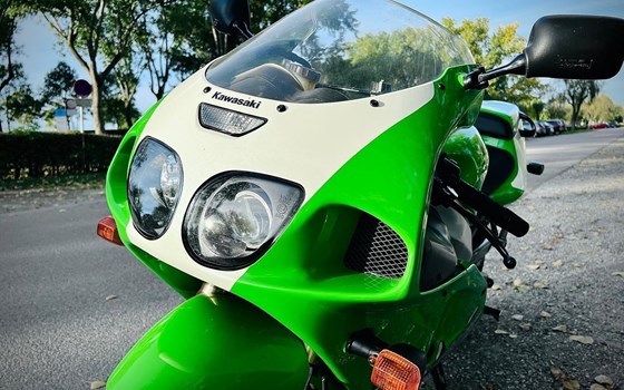 Gebrauchtmotorrad Kawasaki ZX-7R Ninja - Bild 6