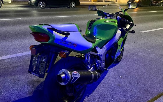 Gebrauchtmotorrad Kawasaki ZX-7R Ninja - Bild 9