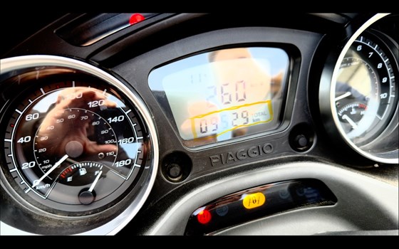 Gebrauchtmotorrad Piaggio MP3 300 HPE - Bild 4