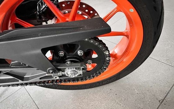 Gebrauchtmotorrad KTM RC 390 - Bild 14