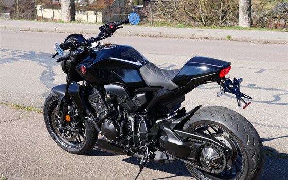 Gebrauchtmotorrad Honda CB 1000 R - Bild 8