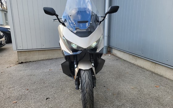 Neufahrzeug Honda Forza 750 - Bild 2