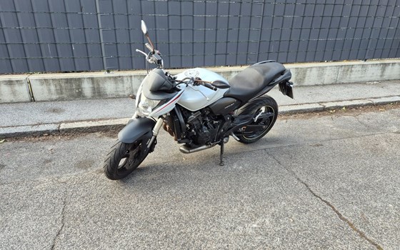 Gebrauchtmotorrad Honda CB 600 F Hornet - Bild 2