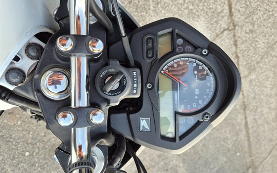 Gebrauchtmotorrad Honda CB 600 F Hornet - Bild 6