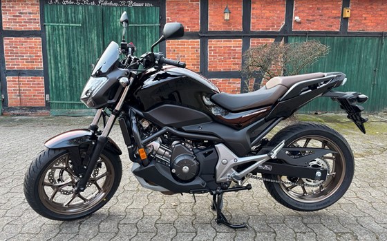 Gebrauchtmotorrad Honda NC750S DCT - Bild 2