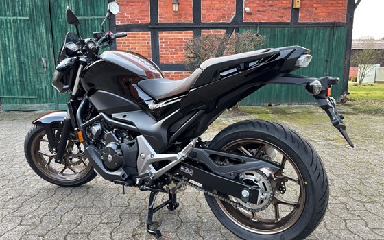 Gebrauchtmotorrad Honda NC750S DCT - Bild 3