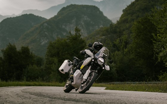 Neufahrzeug Husqvarna Norden 901 Expedition - Bild 5