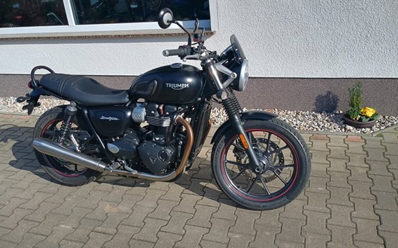 Gebrauchtmotorrad Triumph Street Twin - Bild 1