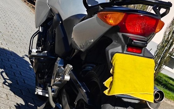 Gebrauchtmotorrad Honda CBF 600 S - Bild 3