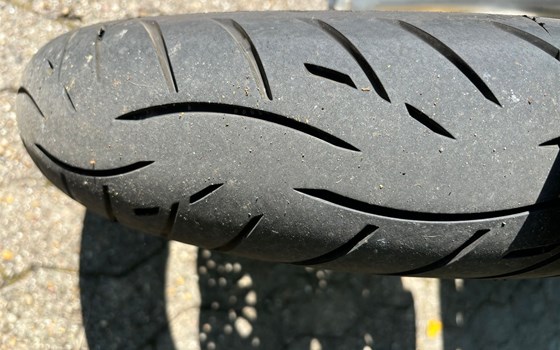 Gebrauchtmotorrad Suzuki GSX 750 - Bild 9