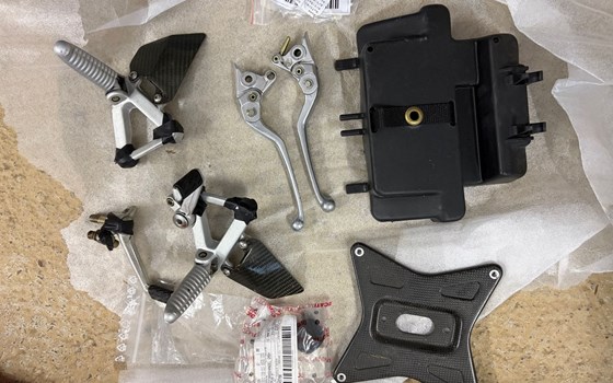 Gebrauchtmotorrad Ducati 998 S - Bild 11