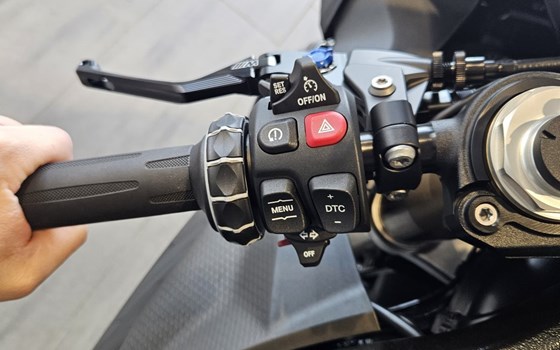 Neufahrzeug BMW S 1000 RR - Bild 11