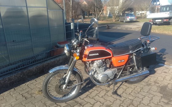Gebrauchtmotorrad Honda CB 200 - Bild 1