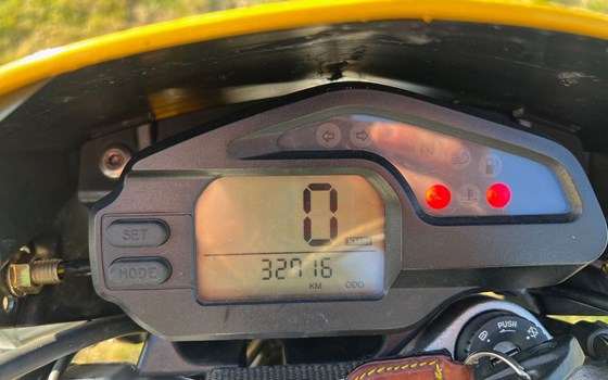 Motorrad Occasion BMW G 650 Xchallenge - Bild 2