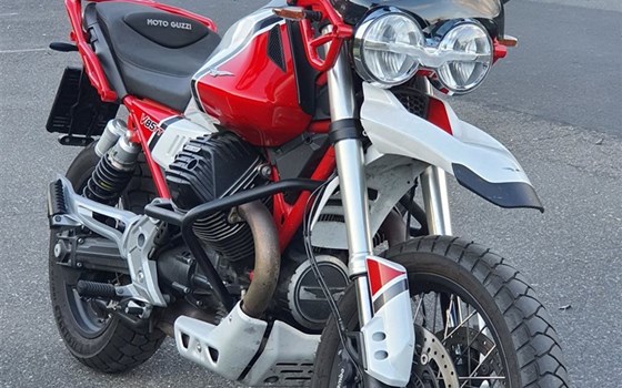 Gebrauchtmotorrad Moto Guzzi V85 TT - Bild 3