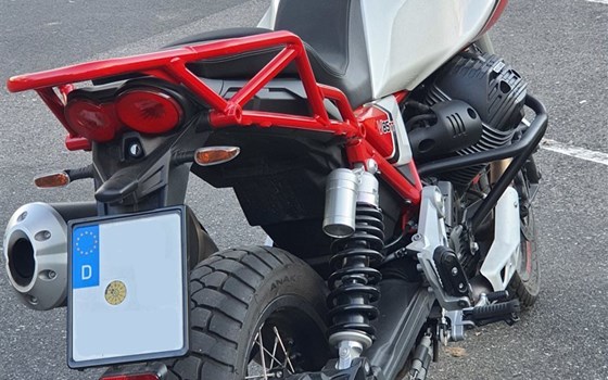 Gebrauchtmotorrad Moto Guzzi V85 TT - Bild 5