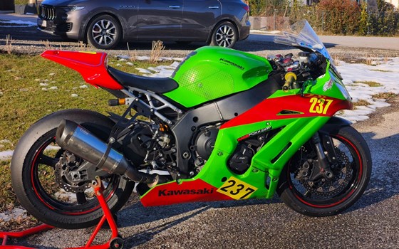 Gebrauchtmotorrad Kawasaki Ninja ZX-10R - Bild 2