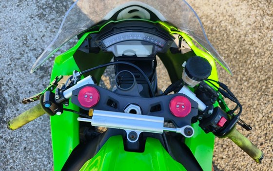 Gebrauchtmotorrad Kawasaki Ninja ZX-10R - Bild 5