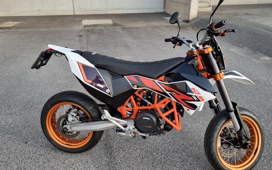 Gebrauchtmotorrad KTM 690 SMC R - Bild 3
