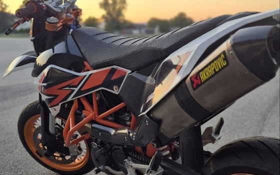 Gebrauchtmotorrad KTM 690 SMC R - Bild 6