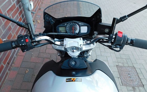 Gebrauchtmotorrad Suzuki GSR 600 - Bild 12