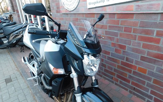 Gebrauchtmotorrad Suzuki GSR 600 - Bild 4