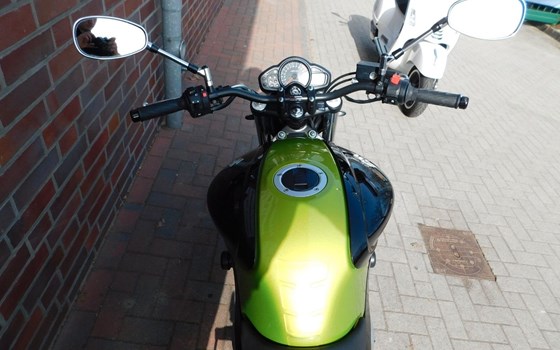 Gebrauchtmotorrad Suzuki SFV 650 Gladius - Bild 11