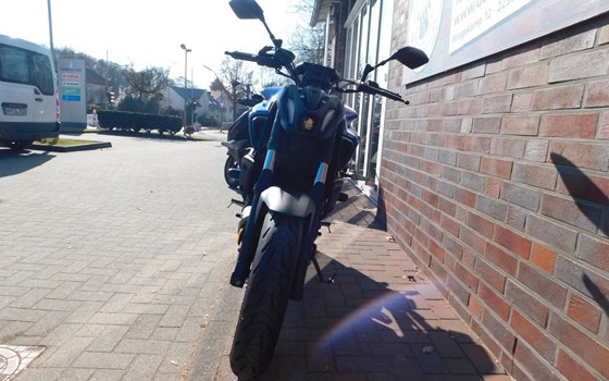 Gebrauchtmotorrad Yamaha MT-07 - Bild 3