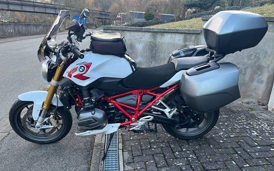 Gebrauchtmotorrad BMW R 1200 R - Bild 1