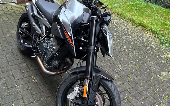 Gebrauchtmotorrad KTM 790 Duke L - Bild 2