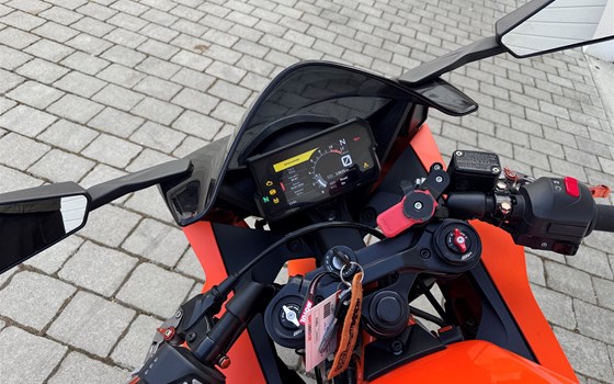 Gebrauchtmotorrad KTM RC 390 - Bild 8