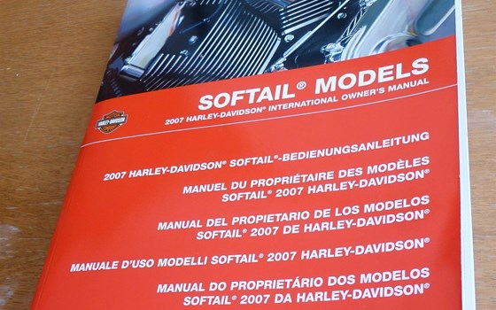 Gebrauchtmotorrad Harley-Davidson Softail Custom FXSTC - Bild 8