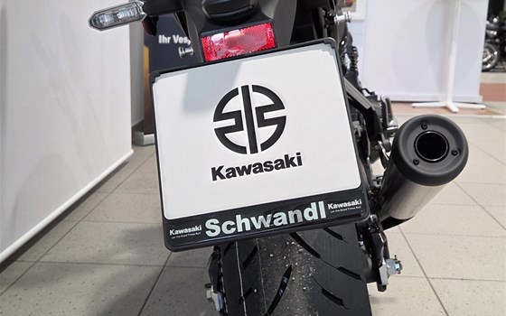 Neufahrzeug Kawasaki Z 900RS Black Edition - Bild 2