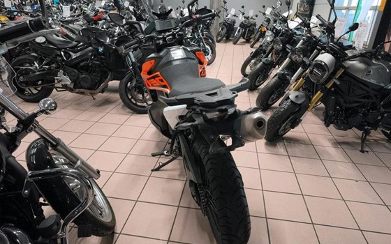 Gebrauchtmotorrad KTM 790 Adventure - Bild 6