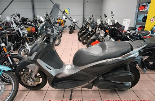 Gebrauchtmotorrad Piaggio Beverly 350ie Sport Touring