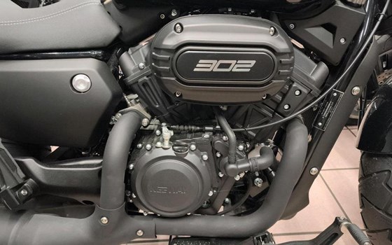 Gebrauchtmotorrad Keeway V302 C - Bild 5