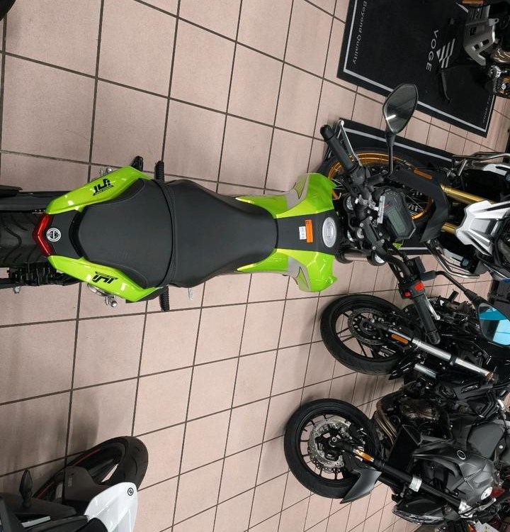 Angebot Benelli TnT 125