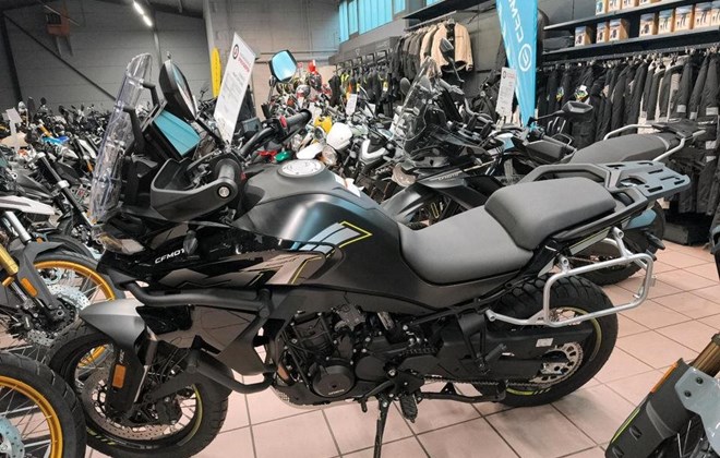 CFMOTO 800MT Explore