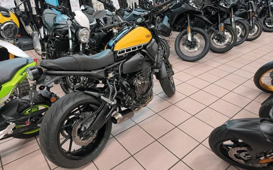 Gebrauchtmotorrad Yamaha XSR700 - Bild 2