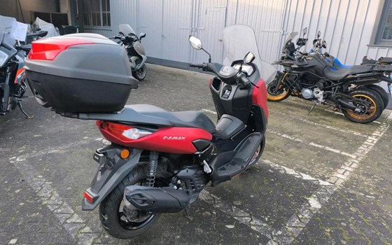 Gebrauchtmotorrad Yamaha NMAX 125 - Bild 5