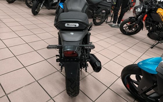 Neufahrzeug Keeway X-Light 125 - Bild 7