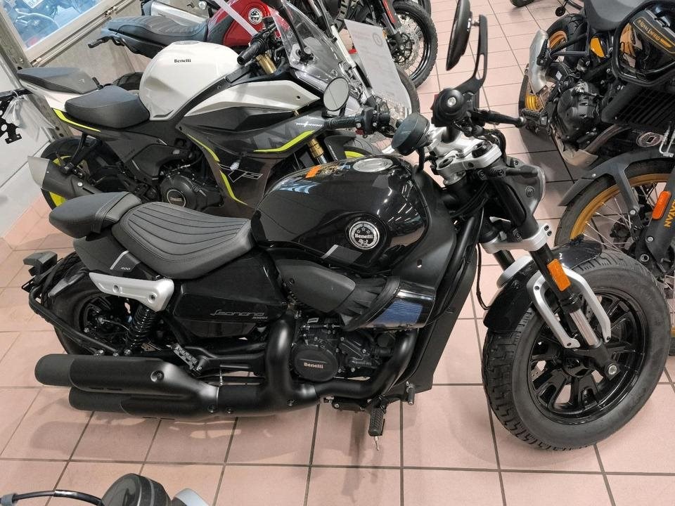 Angebot Benelli Leoncino Bobber 400