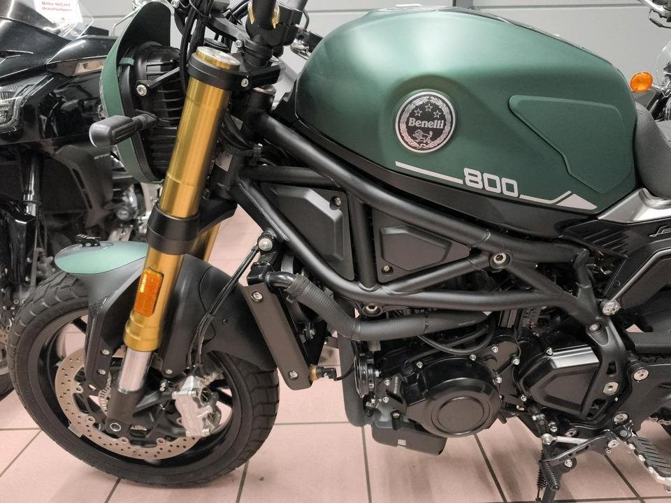 Angebot Benelli Leoncino 800