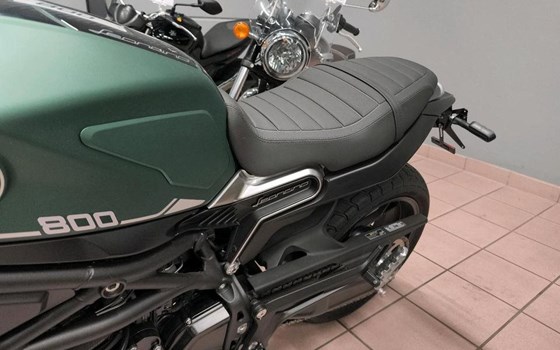 Gebrauchtmotorrad Benelli Leoncino 800 - Bild 3