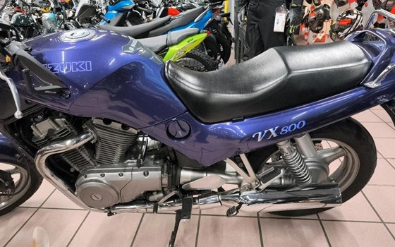 Gebrauchtmotorrad Suzuki VX 800 - Bild 8