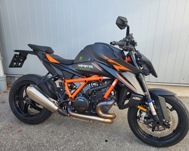 KTM 1390 Super Duke R