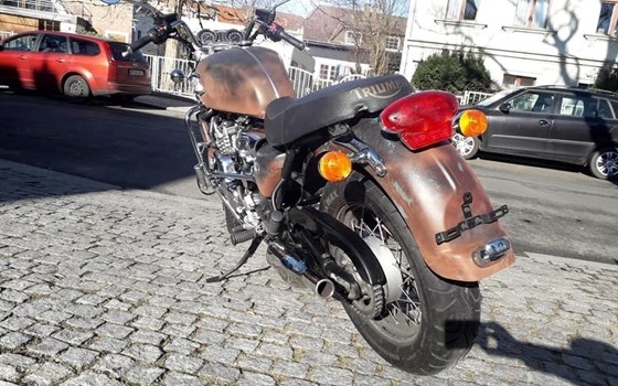 Gebrauchtmotorrad Triumph Thunderbird Sport - Bild 4