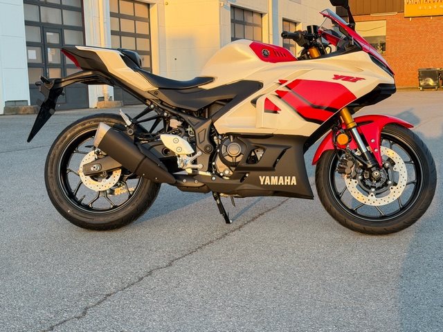 Yamaha R3 World GP 60th Anniversary