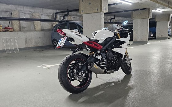 Gebrauchtmotorrad Triumph Daytona 675 R - Bild 3