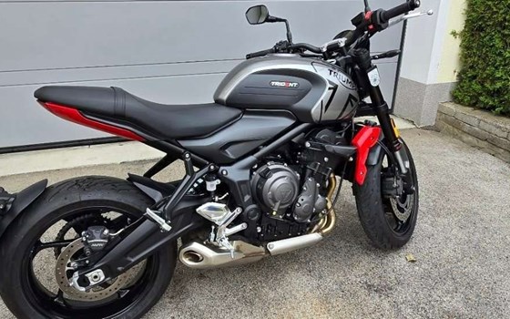 Gebrauchtmotorrad Triumph Trident 660 - Bild 2